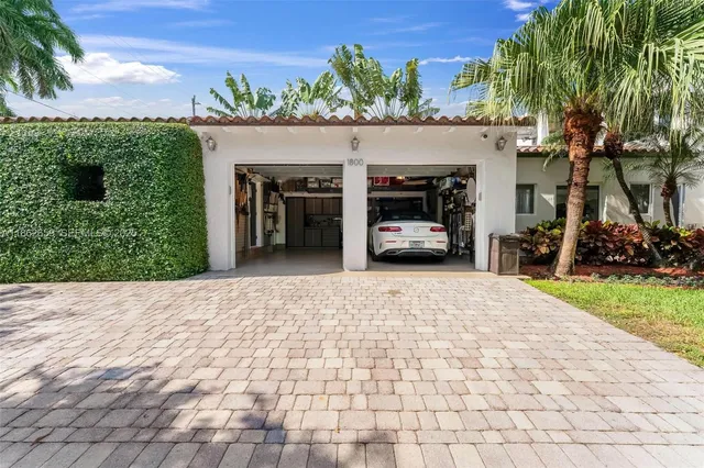 $3,550,000 | 1800 Jefferson Avenue, Miami Beach, FL 33139
