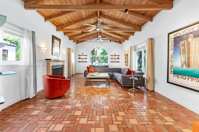 $3,650,000 | 1800 Jefferson Avenue, Miami Beach, FL 33139