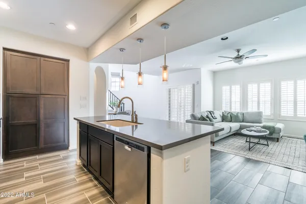 $3,500 | 3935 East Rough Rider Road, Unit 1322, Phoenix, AZ 85050