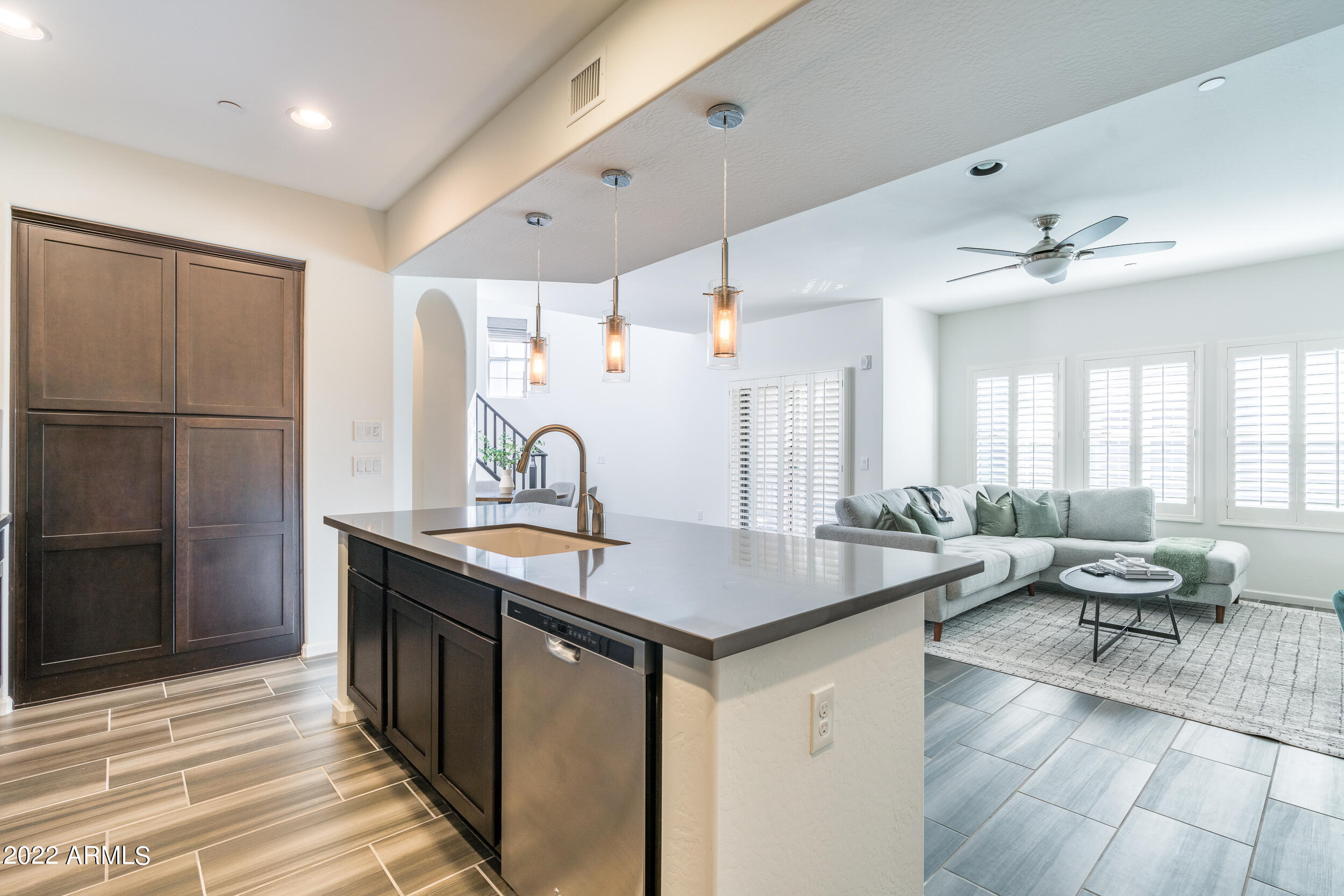 3935 East Rough Rider Road, Unit 1322 Phoenix, AZ 85050 - Photo 5 of 23 Kitchen