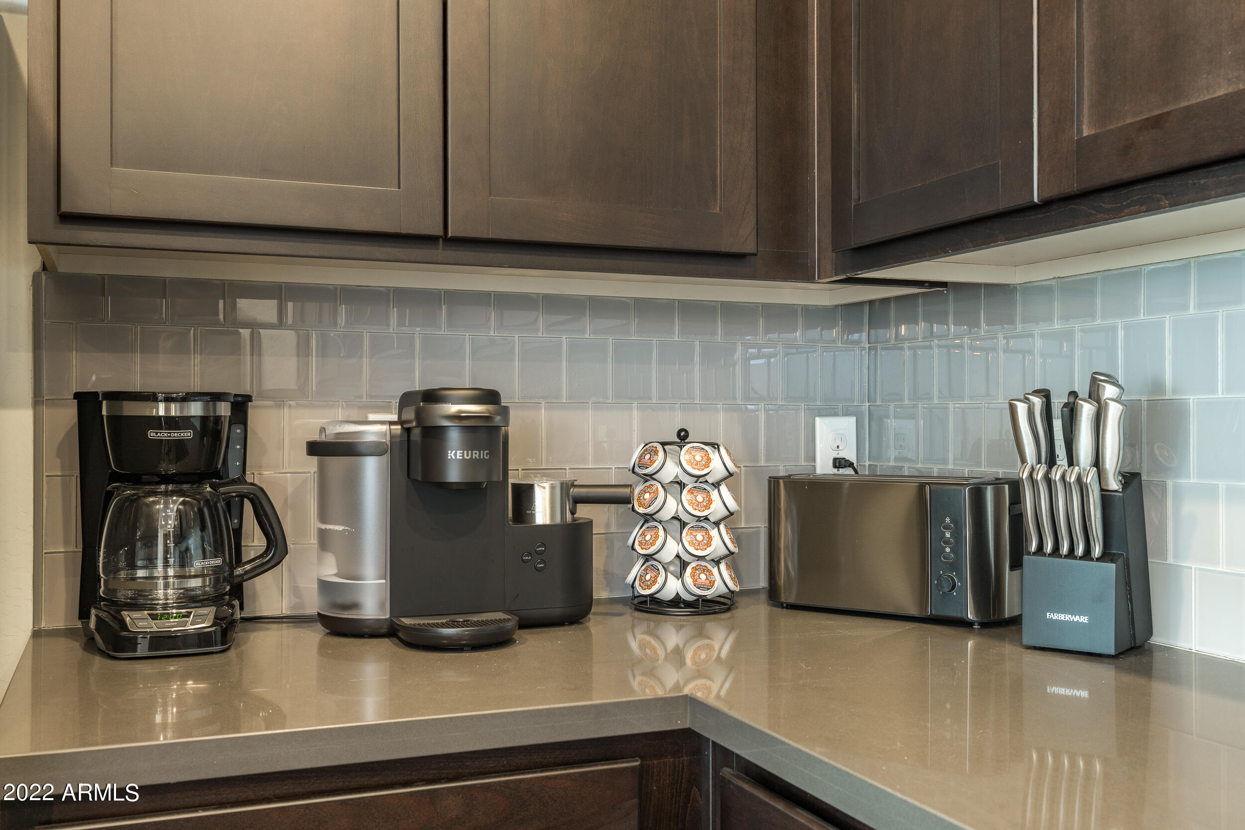 3935 East Rough Rider Road, Unit 1322 Phoenix, AZ 85050 - Photo 8 of 23 Kitchen