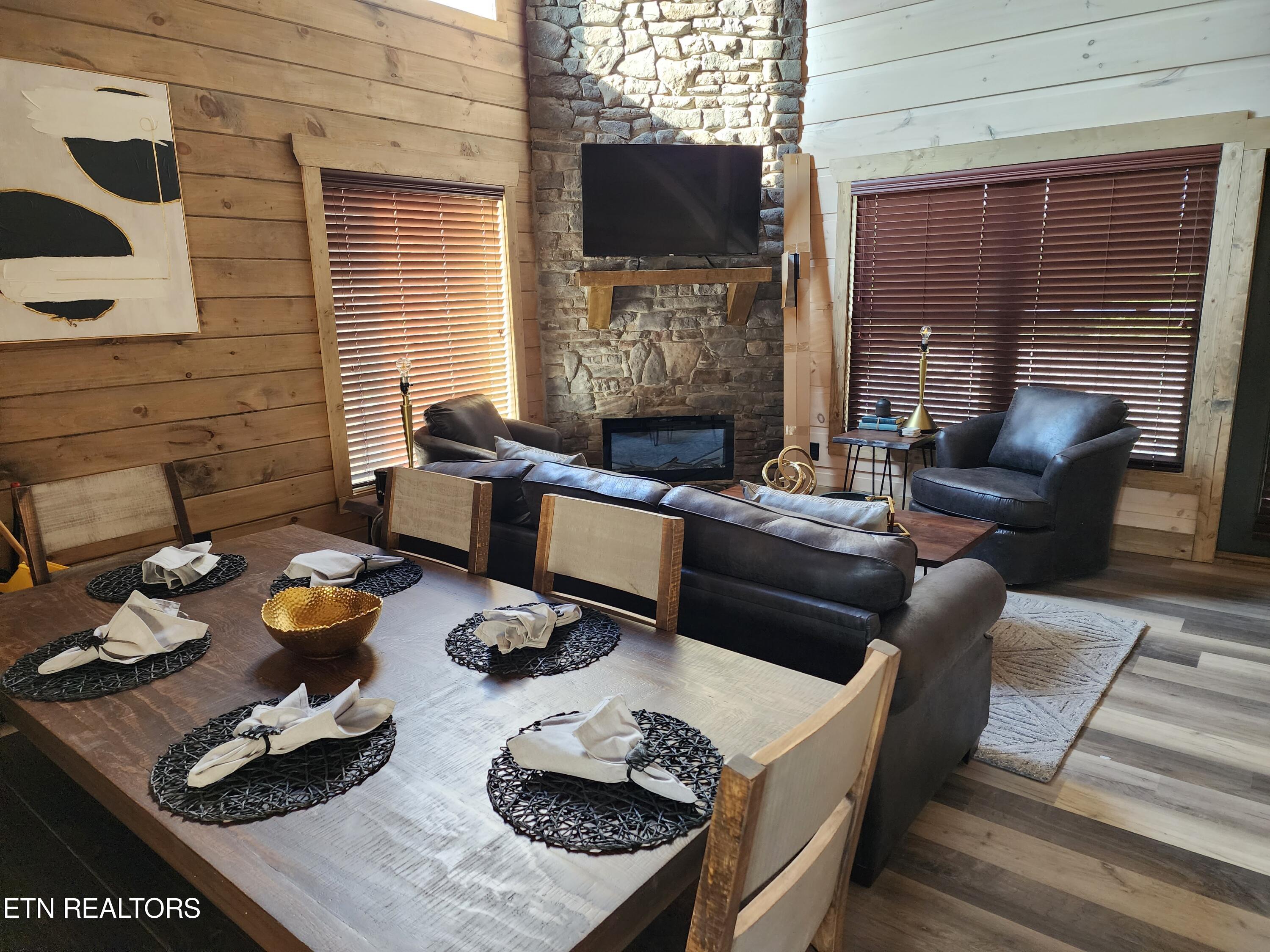 422 Stone Ridge Way Pigeon Forge, TN 37863 - Photo 8 of 15 20230907_180516