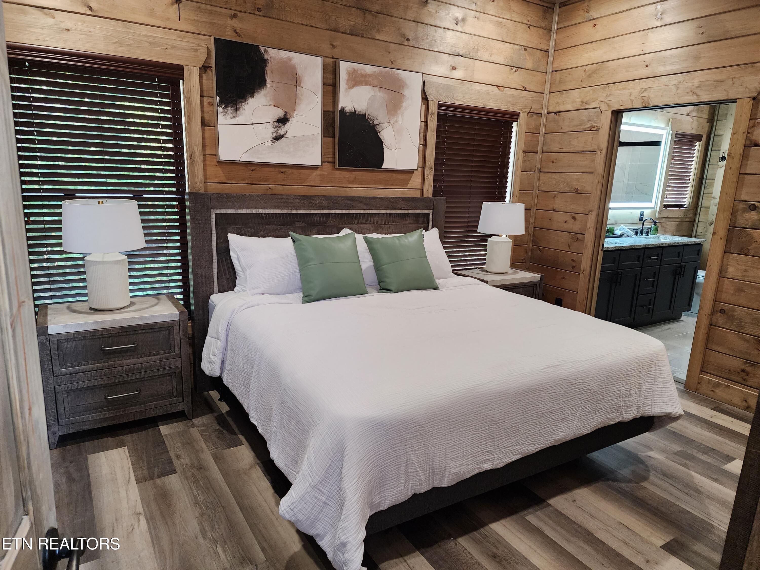 422 Stone Ridge Way Pigeon Forge, TN 37863 - Photo 10 of 15 20230907_180527