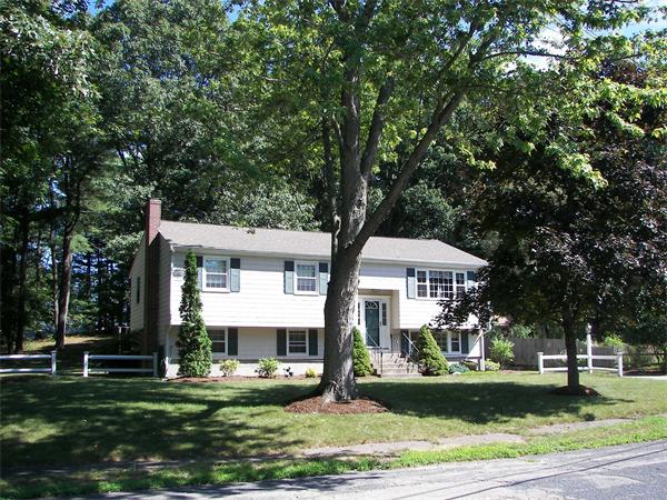 2 Northgate Road Franklin, MA 02038 - Photo 1 of 23 Gallery Image 1