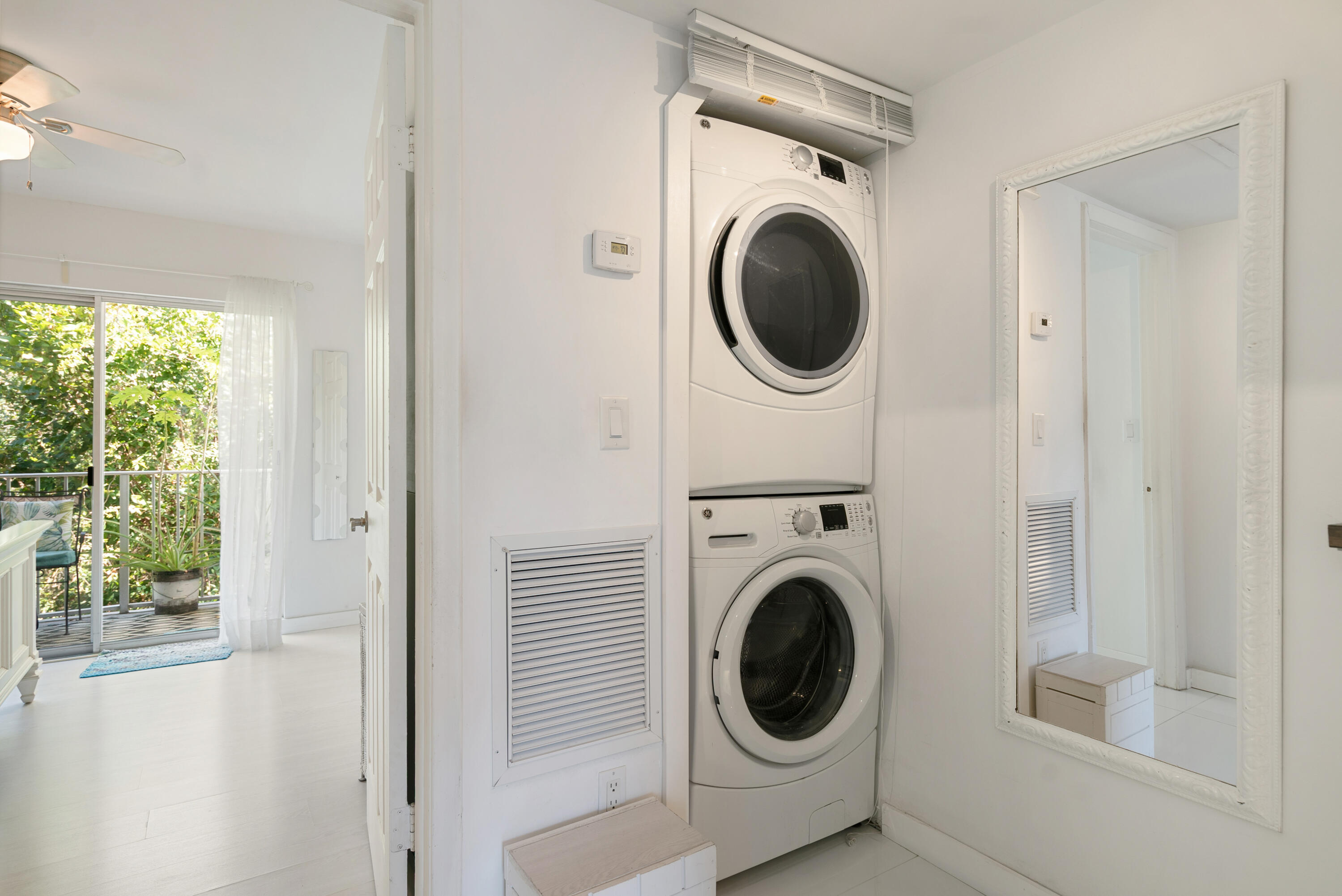 300 Ocean Drive, Unit 26 Key Largo, FL 33037 - Photo 13 of 37 Full sized washer and dryer