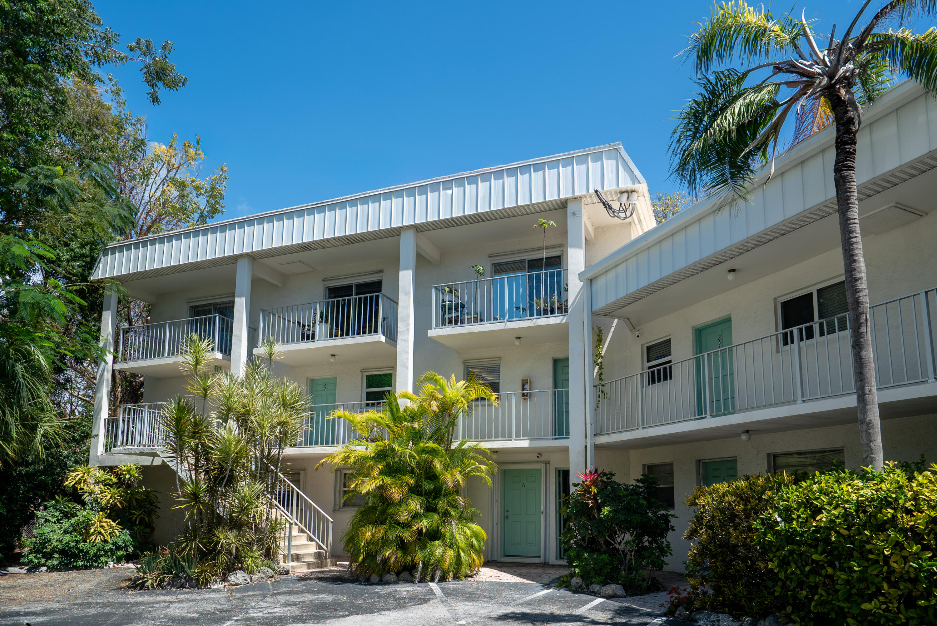 300 Ocean Drive, Unit 26 Key Largo, FL 33037 - Photo 27 of 37 Unit 26 - second floor