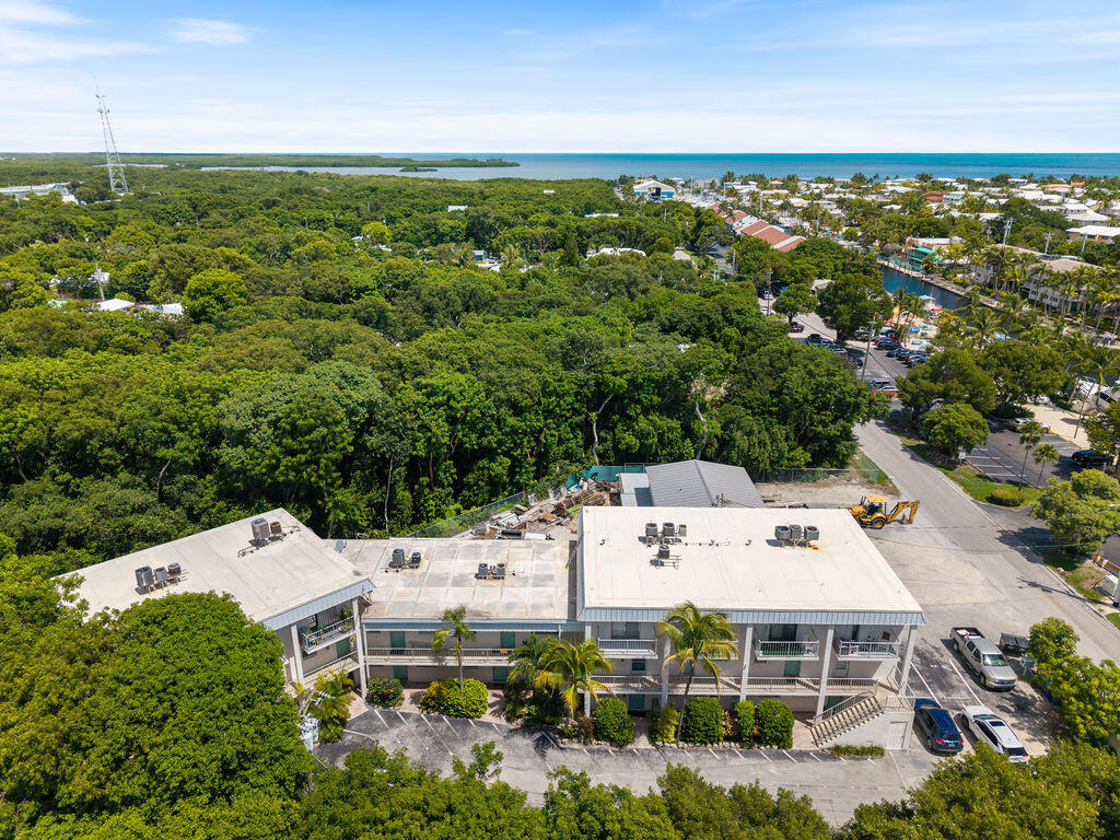 300 Ocean Drive, Unit 26 Key Largo, FL 33037 - Photo 31 of 37 Drone Shot