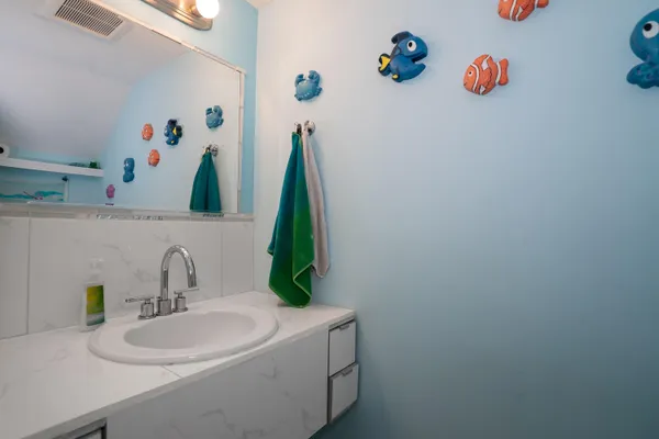 $365,000 | 300 Ocean Drive, Unit 26, Key Largo, FL 33037