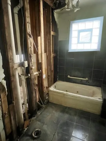 $89,950 | 8419 South Muskegon Avenue, Chicago, IL 60617