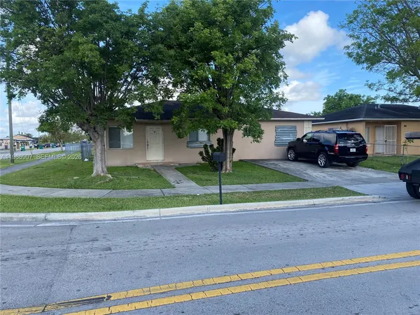 $2,300 | 1205 Northwest 7th Avenue, Florida City, FL 33034