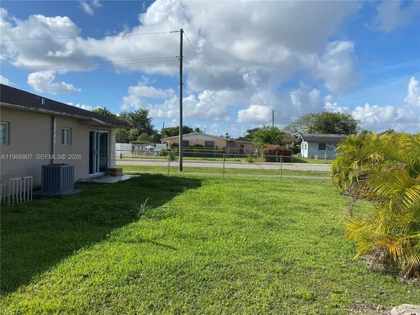 $2,300 | 1205 Northwest 7th Avenue, Florida City, FL 33034