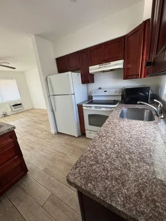 $1,500 | 512 9th Avenue North, Unit 514, Lake Worth, FL 33460