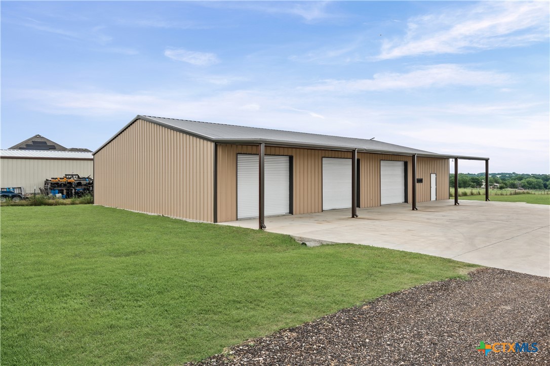 11023 Bigham Road Troy, TX 76579 - Photo 5 of 42 a view of a house with backyard and garden