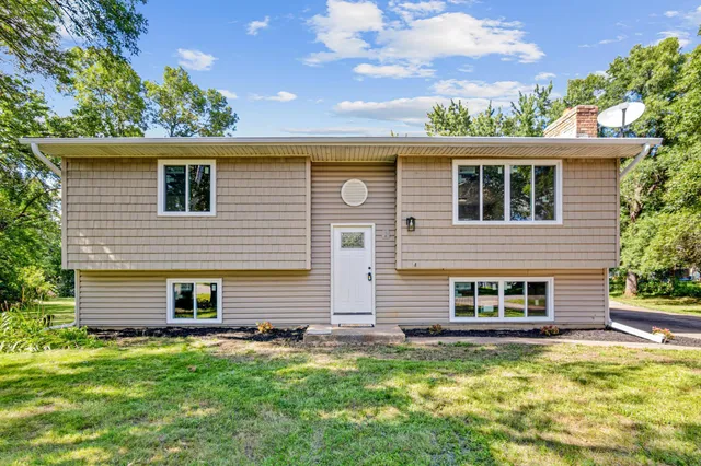 $370,000 | 15520 95th Circle Northeast, Elk River, MN 55330