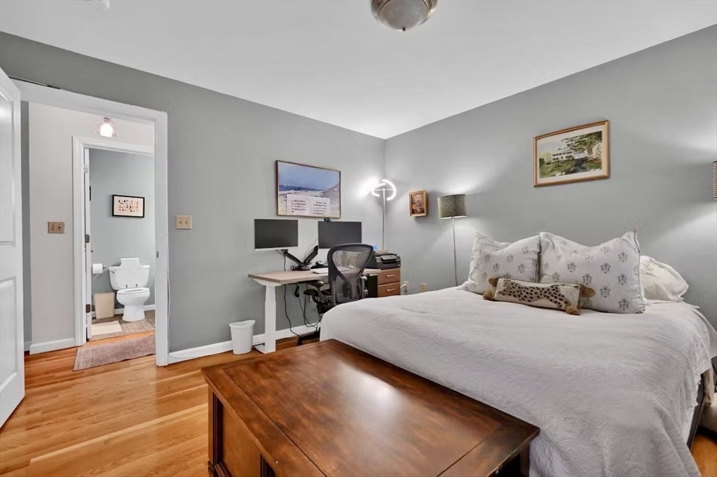 28 Monument Street, Unit 2 Boston, MA 02129 - Photo 9 of 15