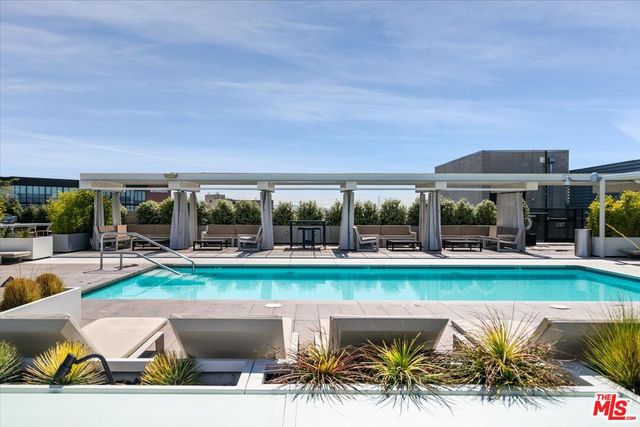 a view of outdoor space yard and patio