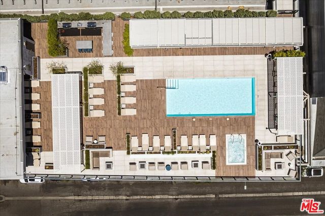 $1,200,000 | 510 South Hewitt Street, Unit 110, Los Angeles, CA 90013