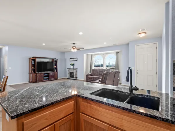 $650,000 | 17465 Paula Road, Madera, CA 93636