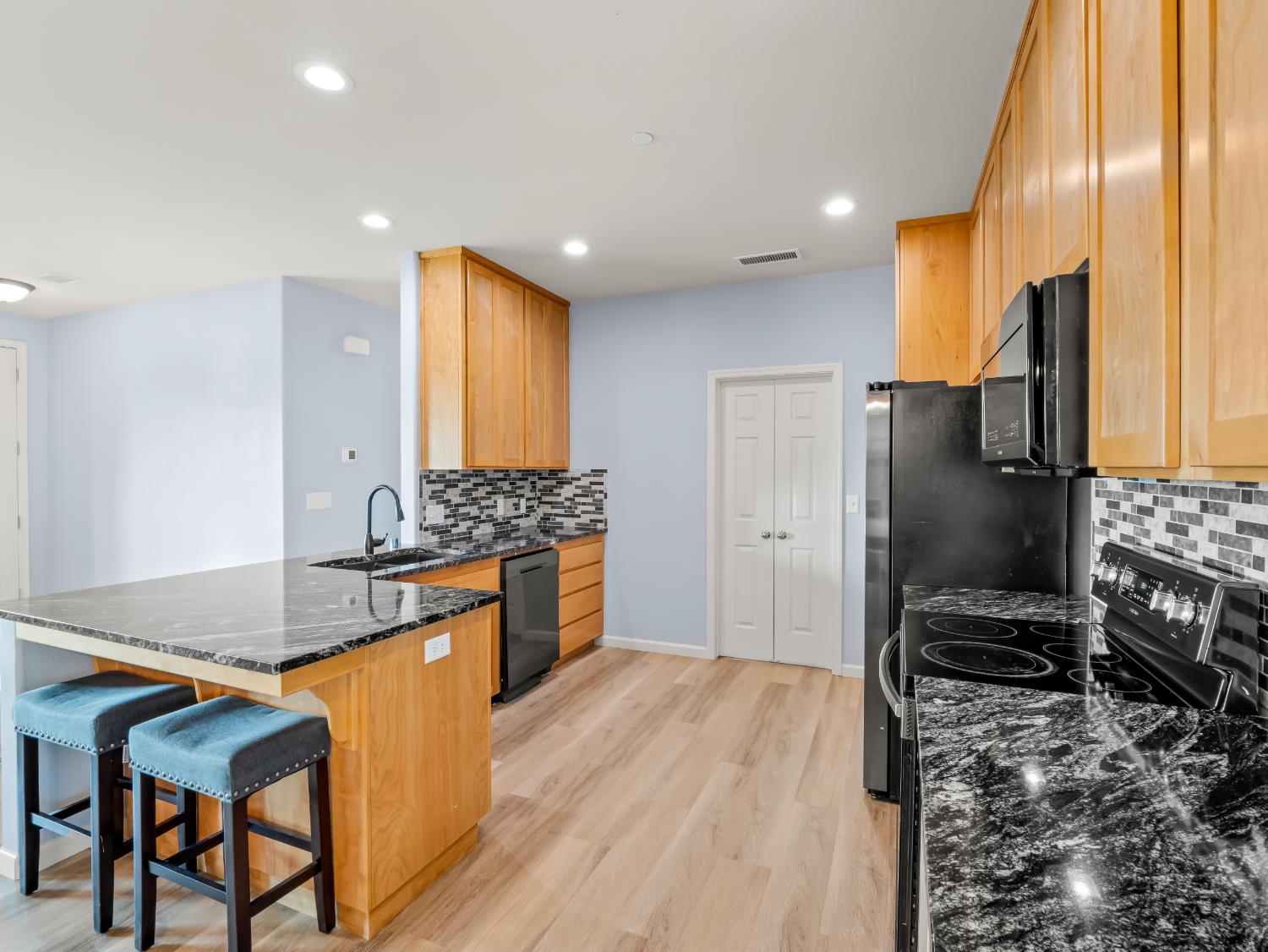 17465 Paula Road Madera, CA 93636 - Photo 8 of 38