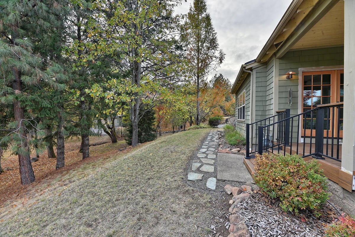 1800 Old Military Road Central Point, OR 97502 - Photo 43 of 49 21