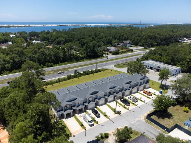 $325,000 | 959 Skylark Road, Mary Esther, FL 32569