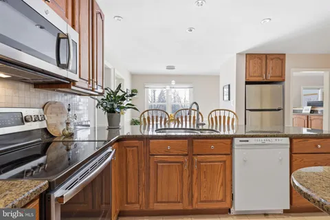 $938,500 | 348 Burgundy Lane, Newtown, PA 18940