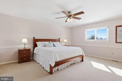 $938,500 | 348 Burgundy Lane, Newtown, PA 18940