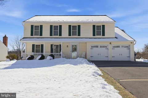 $938,500 | 348 Burgundy Lane, Newtown, PA 18940