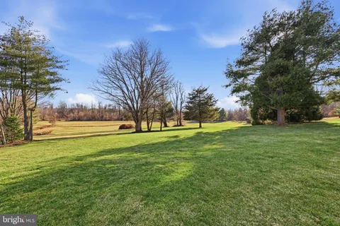 $938,500 | 348 Burgundy Lane, Newtown, PA 18940