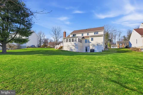 $938,500 | 348 Burgundy Lane, Newtown, PA 18940