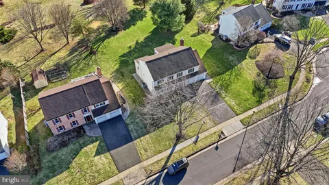 $938,500 | 348 Burgundy Lane, Newtown, PA 18940