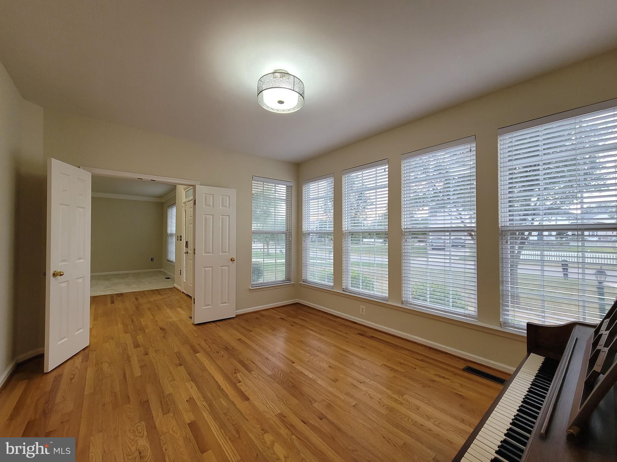 25917 Spring Farm Circle Chantilly, VA 20152 - Photo 12 of 45