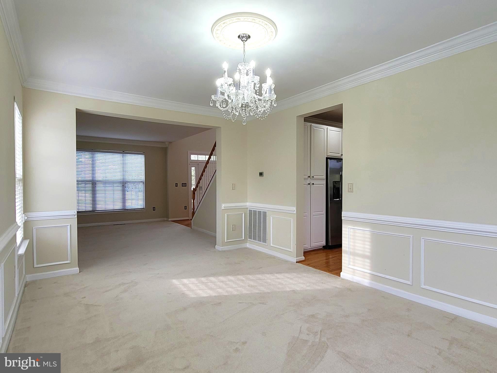 25917 Spring Farm Circle Chantilly, VA 20152 - Photo 6 of 45