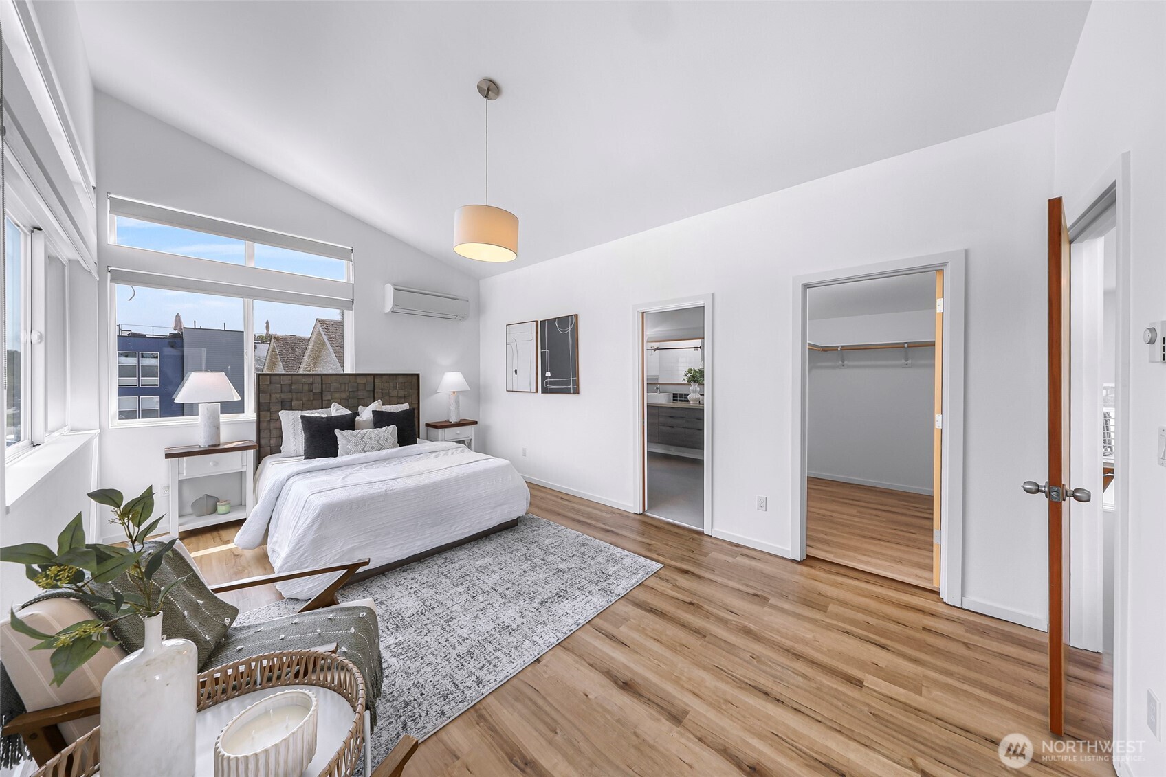 4757 Delridge Way Southwest Seattle, WA 98106 - Photo 19 of 28 Gallery Image 19
