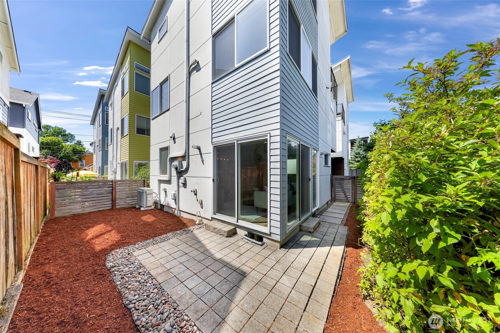 4757 Delridge Way Southwest Seattle, WA 98106 - Photo 22 of 28 Gallery Image 22