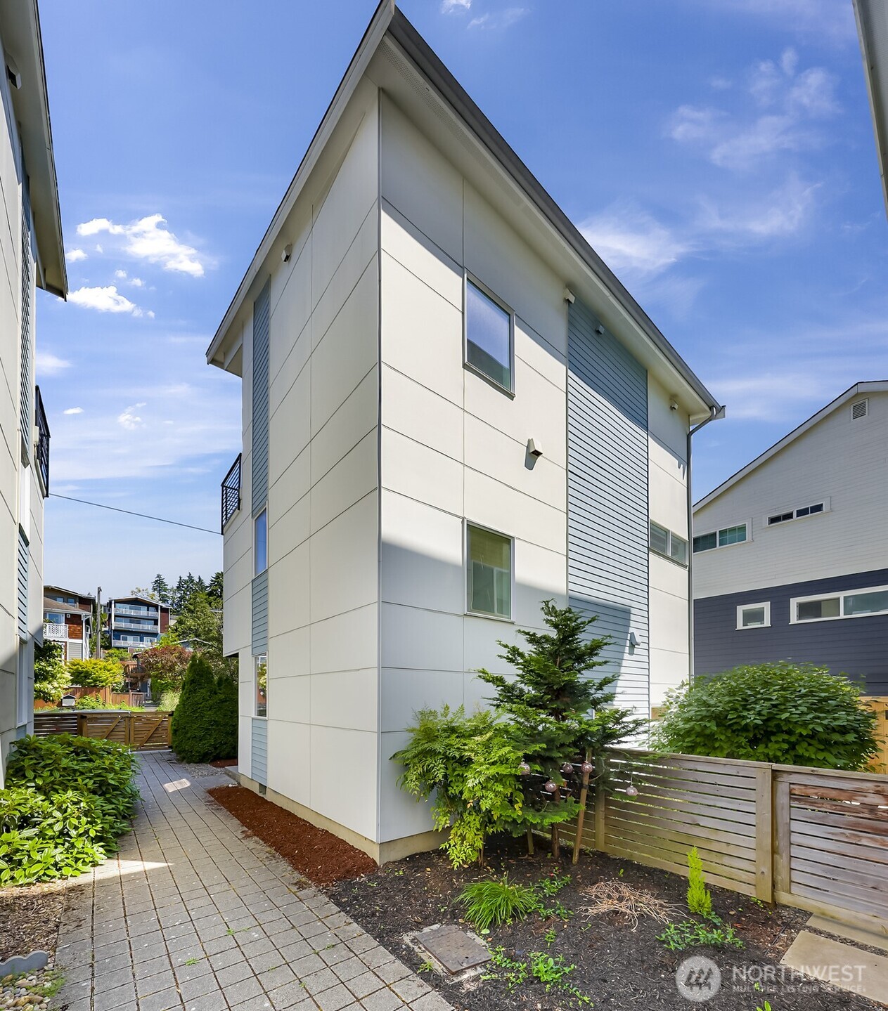 4757 Delridge Way Southwest Seattle, WA 98106 - Photo 23 of 28 Gallery Image 23