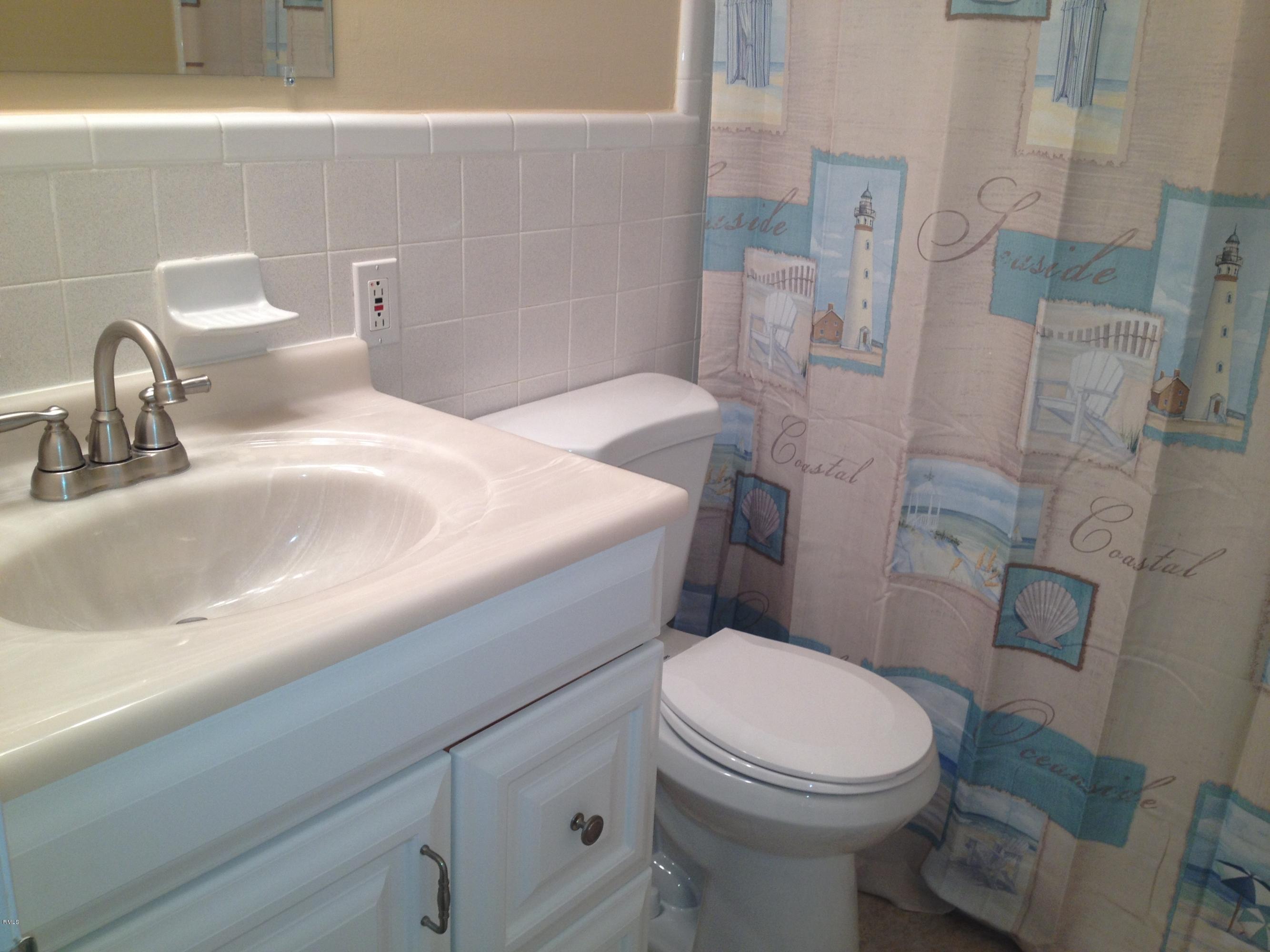 116 Norfolk Road Jupiter, FL 33469 - Photo 14 of 15 photo (17)