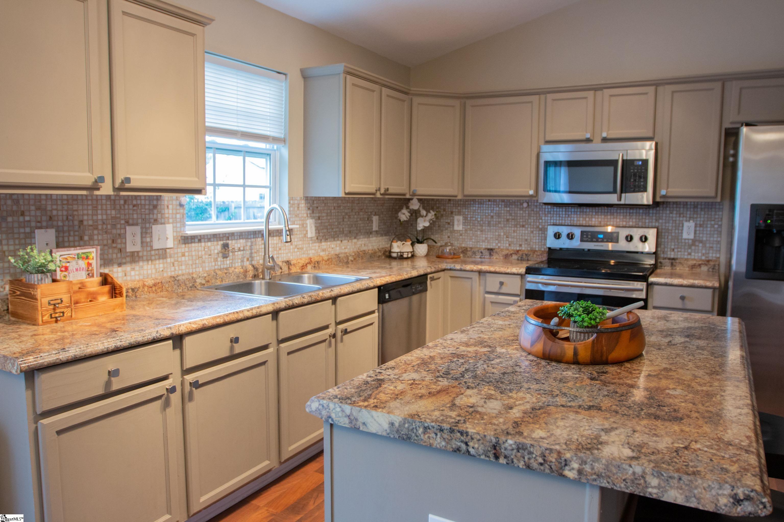 100 Melrose Road Greenville, SC 29605 - Photo 14 of 31 Gallery Image 14