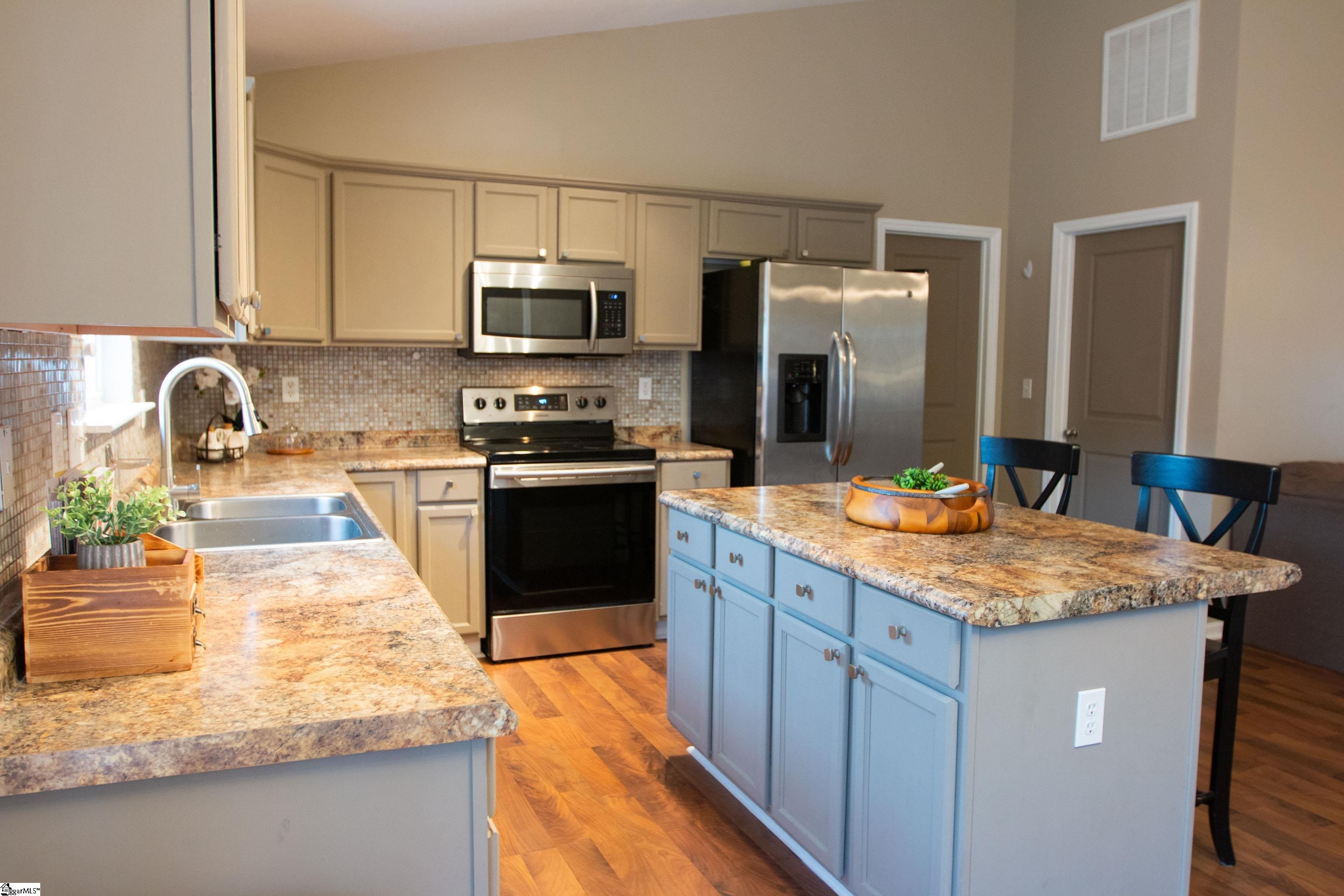 100 Melrose Road Greenville, SC 29605 - Photo 15 of 31 Gallery Image 15