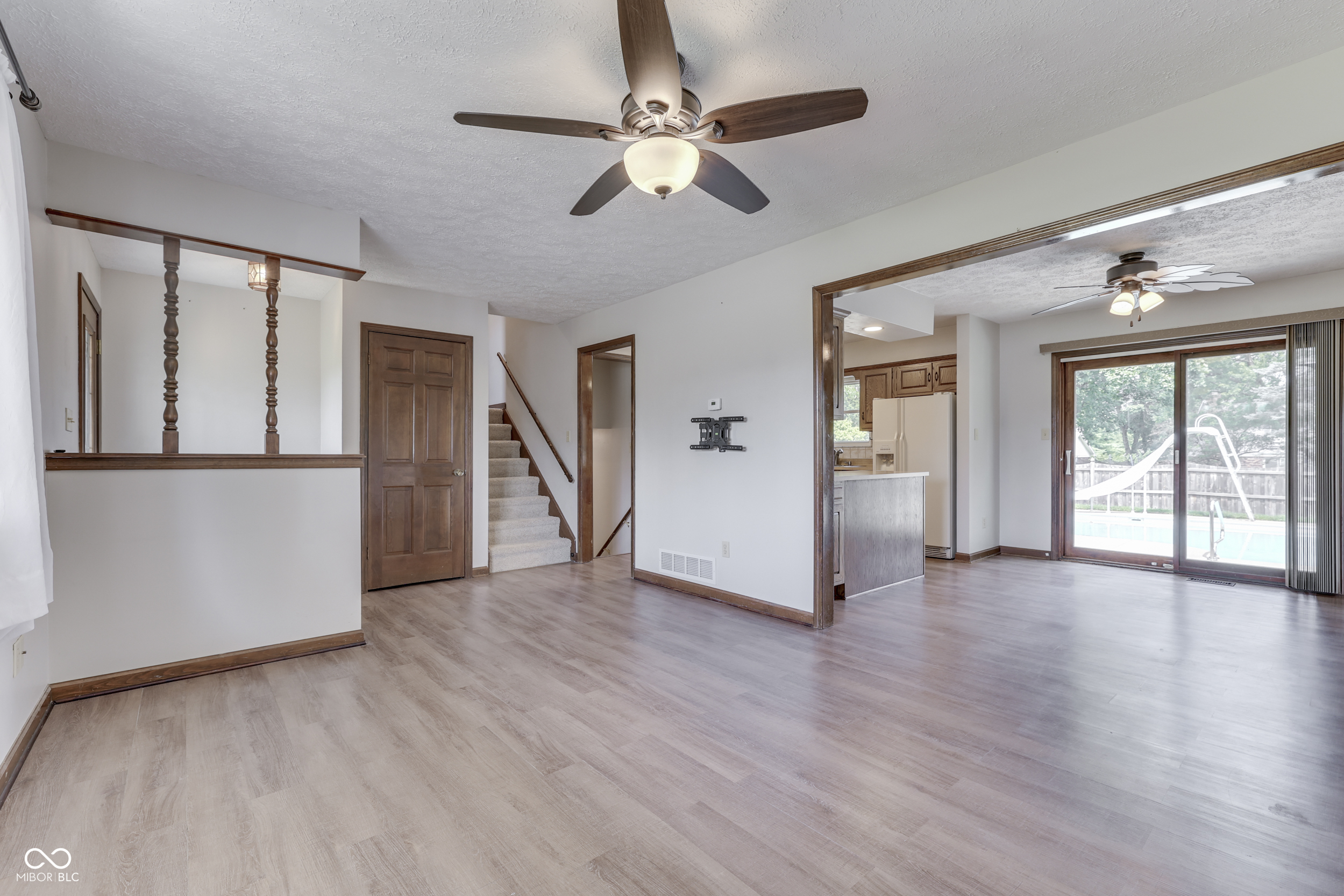 1102 West Stop 11 Road Indianapolis, IN 46217 - Photo 5 of 30 Gallery Image 5