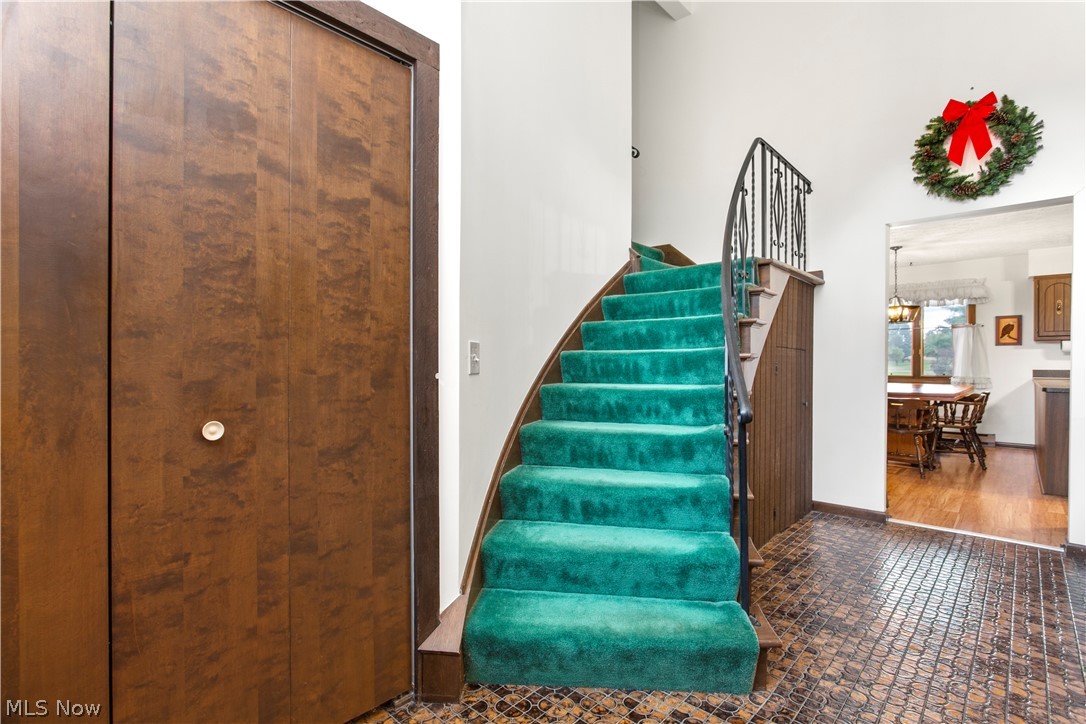 3935 Huffman Road Medina, OH 44256 - Photo 2 of 27 Entry with curved staircase