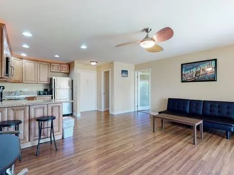 $2,352 | 77845 California Drive, Unit D7, Palm Desert, CA 92211