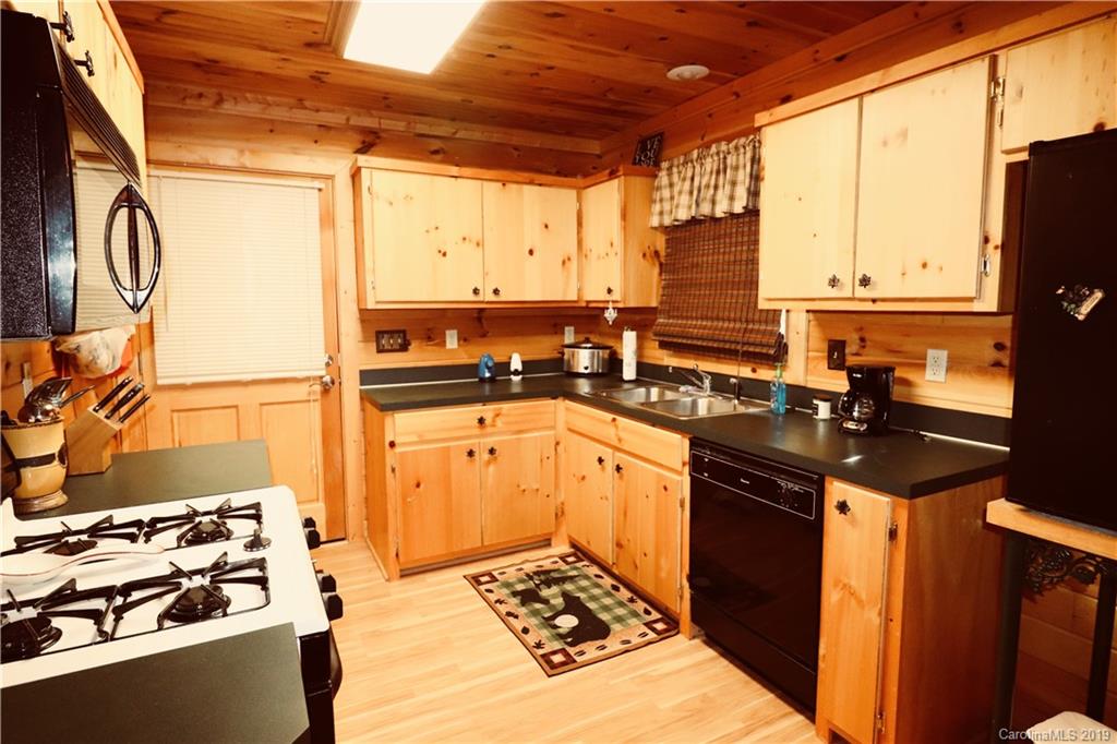 1447 Buck Mountain Road Purlear, NC 28665 - Photo 11 of 27 Gallery Image 11