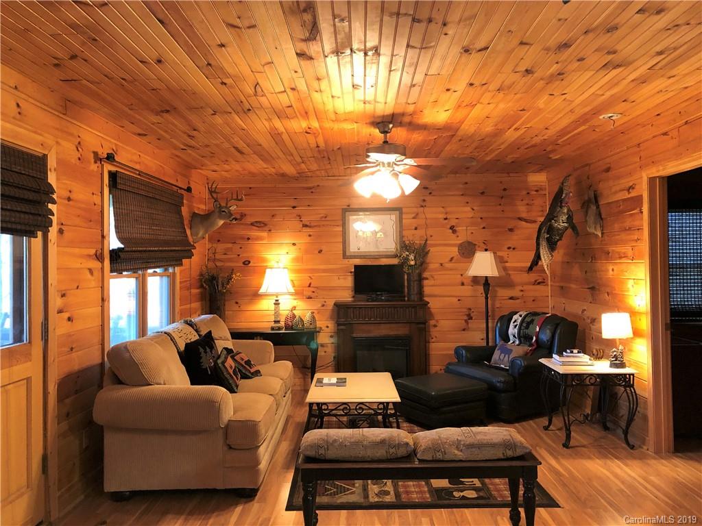 1447 Buck Mountain Road Purlear, NC 28665 - Photo 9 of 27 Gallery Image 9