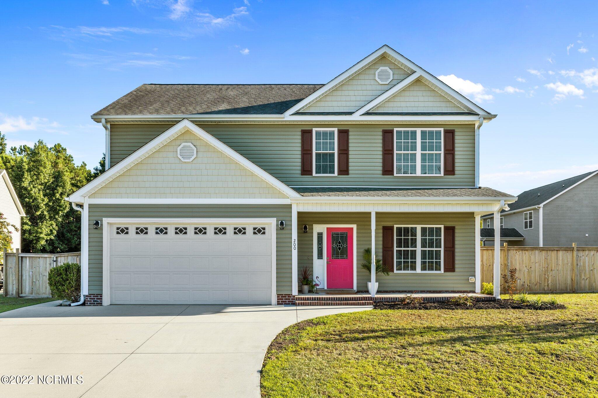 200 Bell Ridge Lane Hubert, NC 28539 - Photo 1 of 59 Cheerful front entry welcomes you to this newly renovated home.