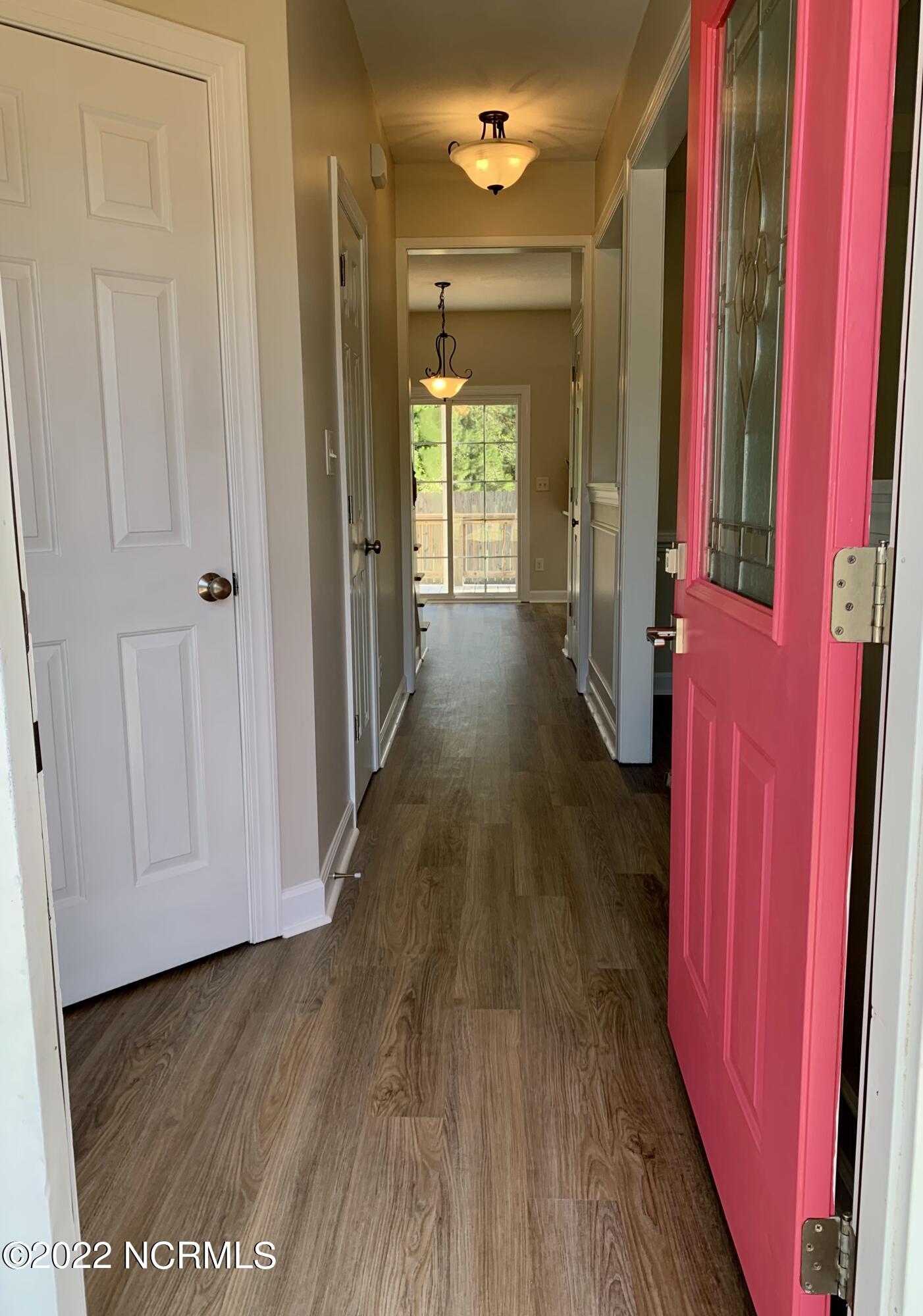 200 Bell Ridge Lane Hubert, NC 28539 - Photo 7 of 59 Welcome!
