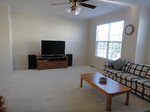 520 Declaration Lane Aurora, IL 60502 - Photo 3 of 16