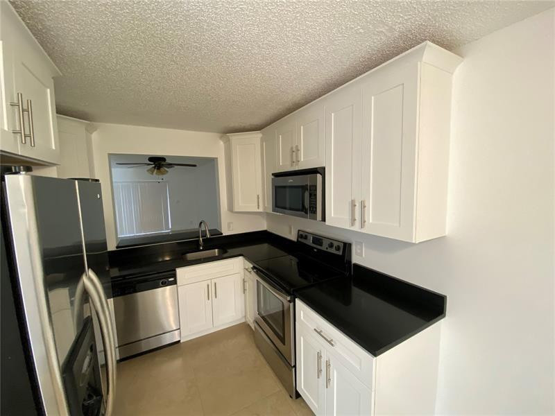 23466 Southwest 57th Avenue, Unit 504 Boca Raton, FL 33428 - Photo 4 of 20 Photo 3
