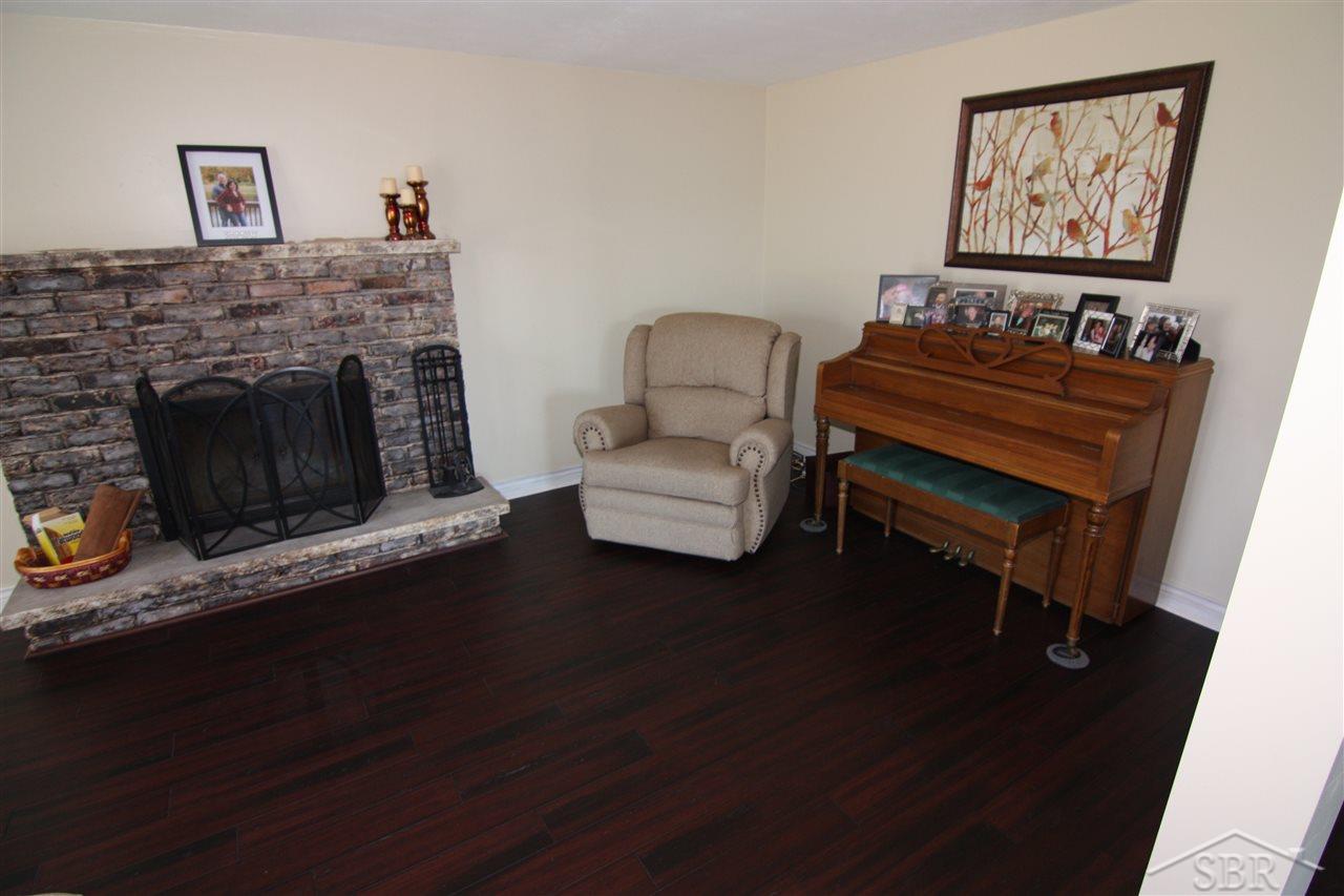 8130 Ohern Road Saginaw, MI 48609 - Photo 11 of 22 31345915-10.JPG