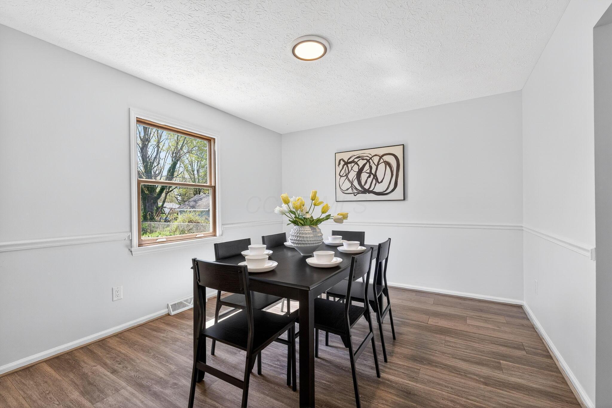 4985 Dellen Road Groveport, OH 43125 - Photo 13 of 60 4985 Dellen Rd (Interior)-10